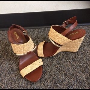 Mia Wedge Heels (one of a kind 😻)